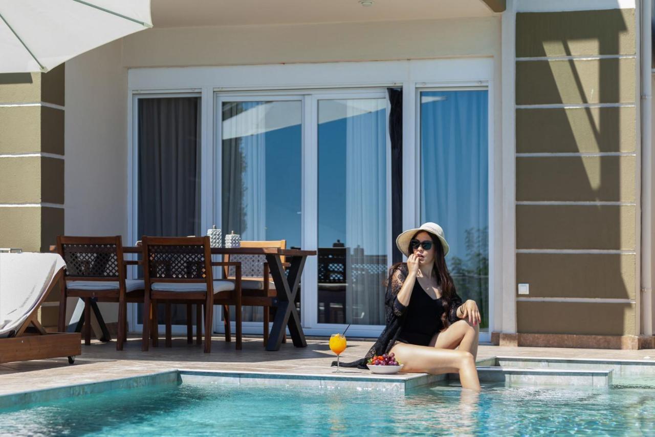 Sunny Villa Grande Hanioti Exteriör bild